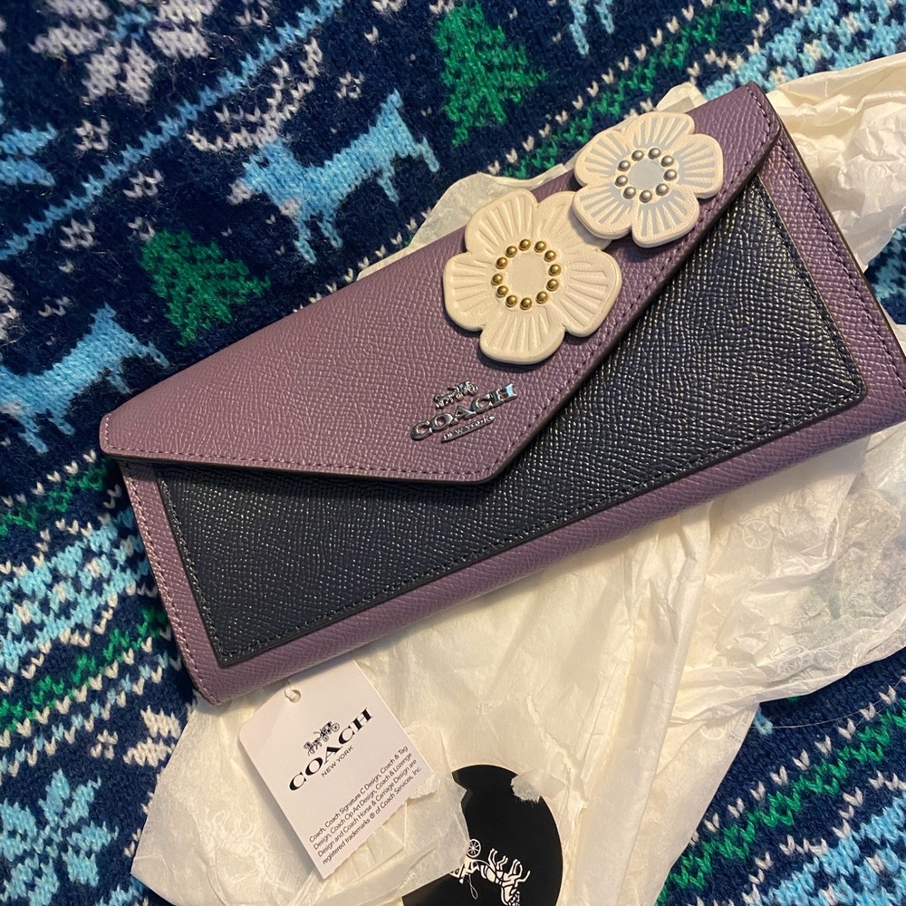 Coach wallet  dusty lavender soft wallet